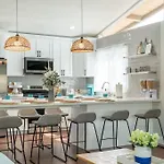 Holiday home Underwater Voyage By Oc Adventure Homes Garden Grove