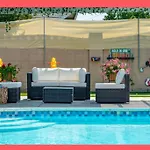 Underwater Voyage By Oc Adventure Homes Garden Grove