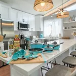 Holiday home Underwater Voyage By Oc Adventure Homes *